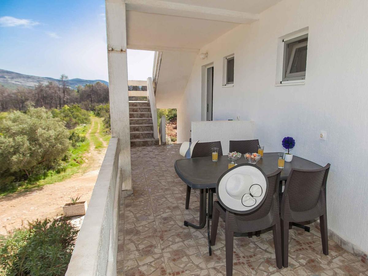 Maki Apartments - Plavi Horizonti Beach تيفات المظهر الخارجي الصورة